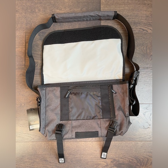 Timbuk2 Dell X Prompt Messenger Bag Size Small - 4770-2-5044 - NWT - Charcoal - Picture 7 of 13